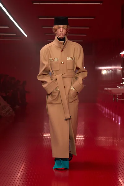 Look 31